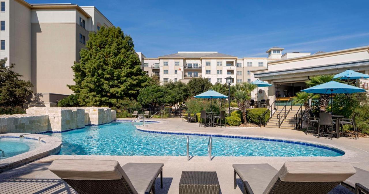 Отель Hilton San Antonio Hill Country Экстерьер фото