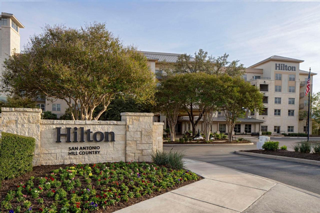 Отель Hilton San Antonio Hill Country Экстерьер фото