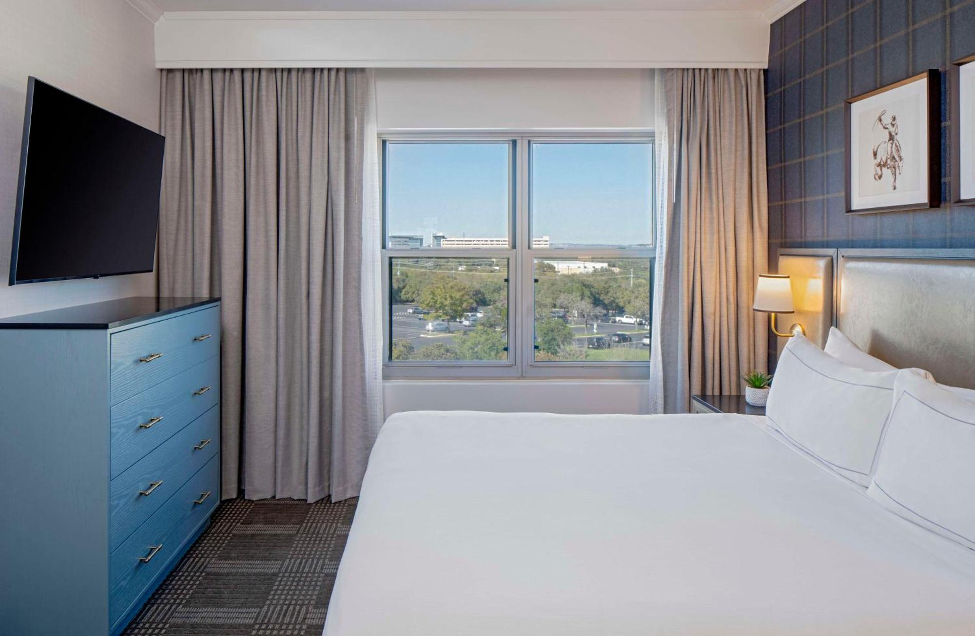Отель Hilton San Antonio Hill Country Экстерьер фото