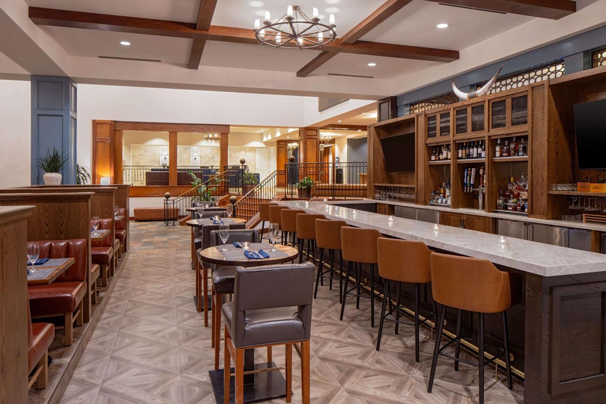 Отель Hilton San Antonio Hill Country Экстерьер фото